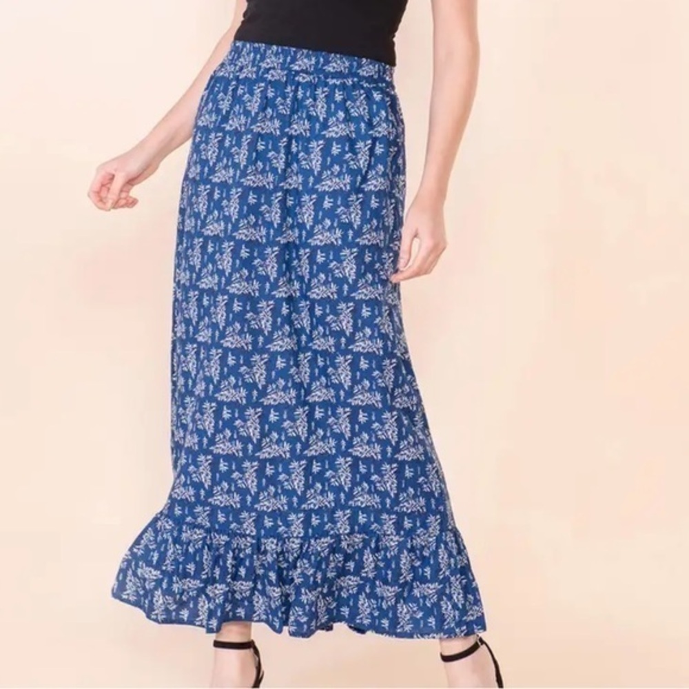 Printed Maxi Skirt Blue Size 2X